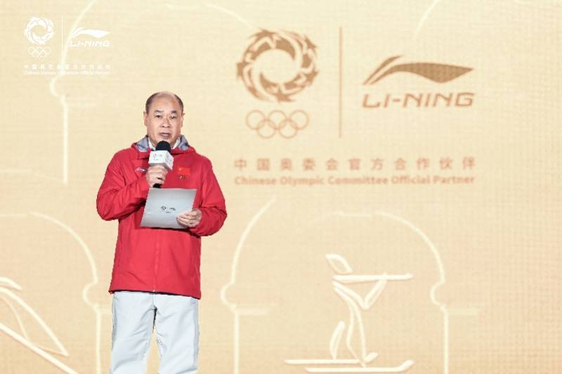 方美学李宁发布米兰冬奥领奖装备OG真人平台顶尖专业科技融合东(图5)