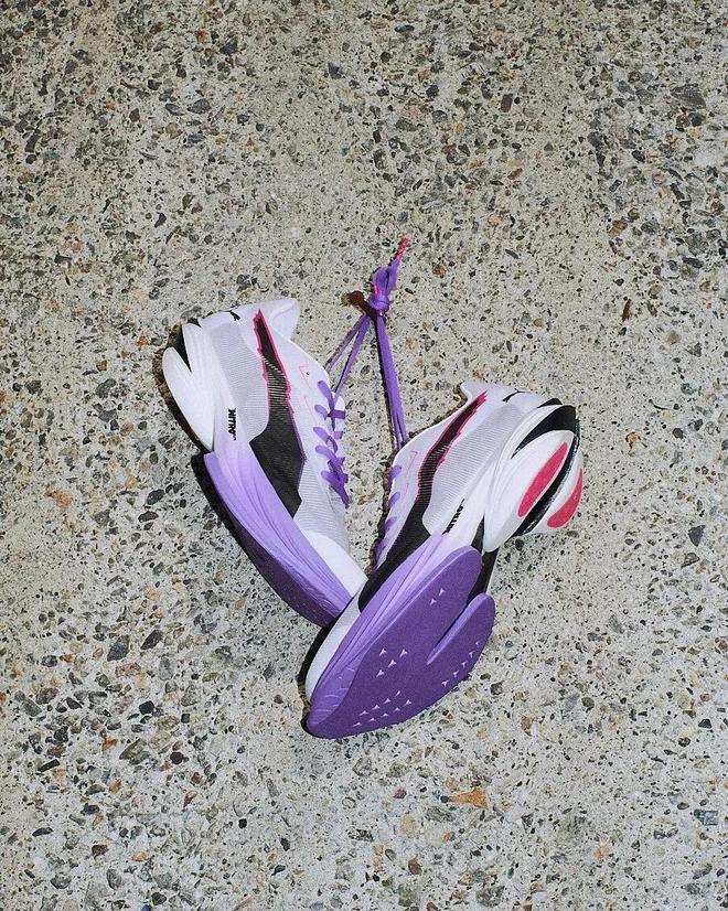 Puma将引领超级跑鞋的新浪潮？OG真人异爪Fast-R 3降世(图5)