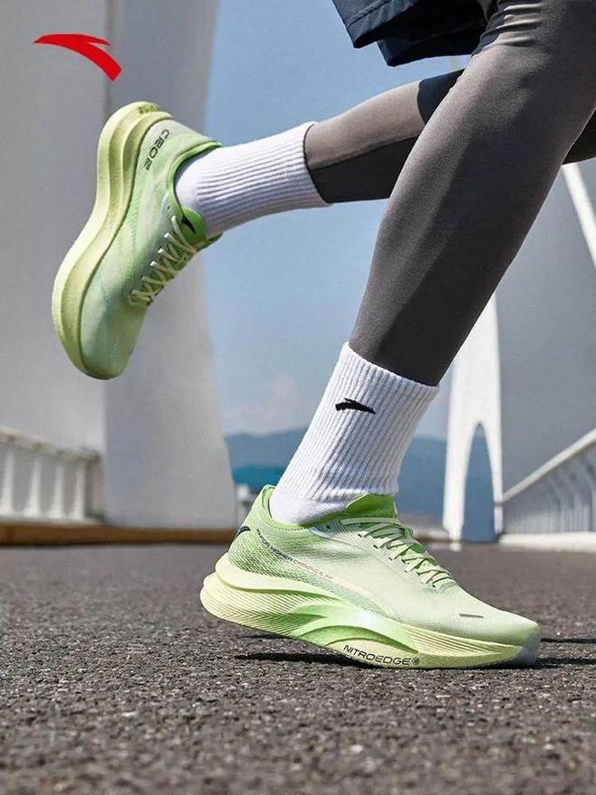 7款国产高性价比碳板跑鞋推荐！OG真人从入门到进阶全涵盖！(图8)