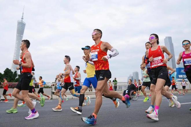 7款国产高性价比碳板跑鞋推荐！OG真人从入门到进阶全涵盖！(图10)